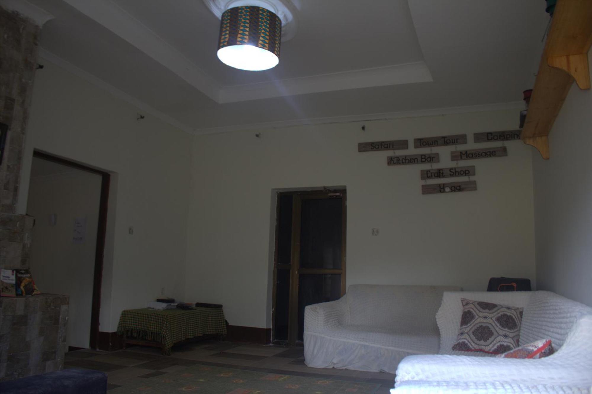Safari Junction Backpackers Hostel Iringa Bagian luar foto