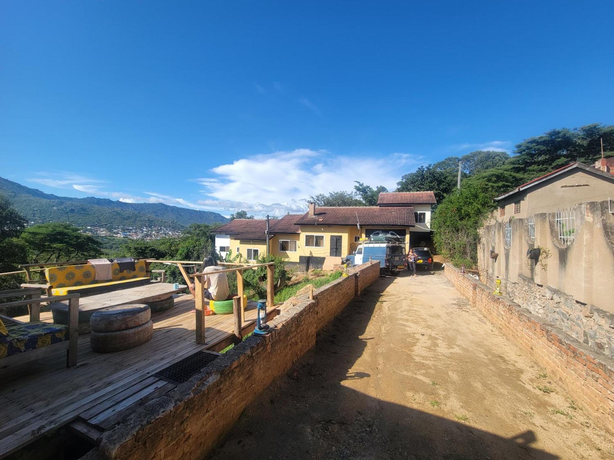 Safari Junction Backpackers Hostel Iringa Bagian luar foto
